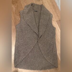 Alpaca blend fall vest , gorgeous taupe colour